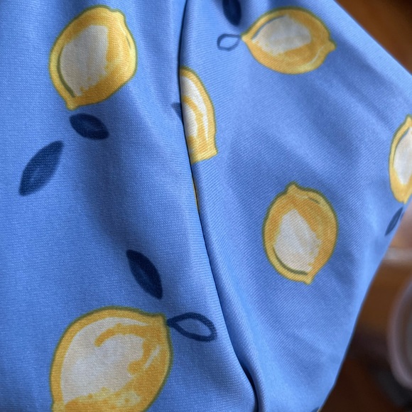 Carters rashguard - Picture 3 of 4